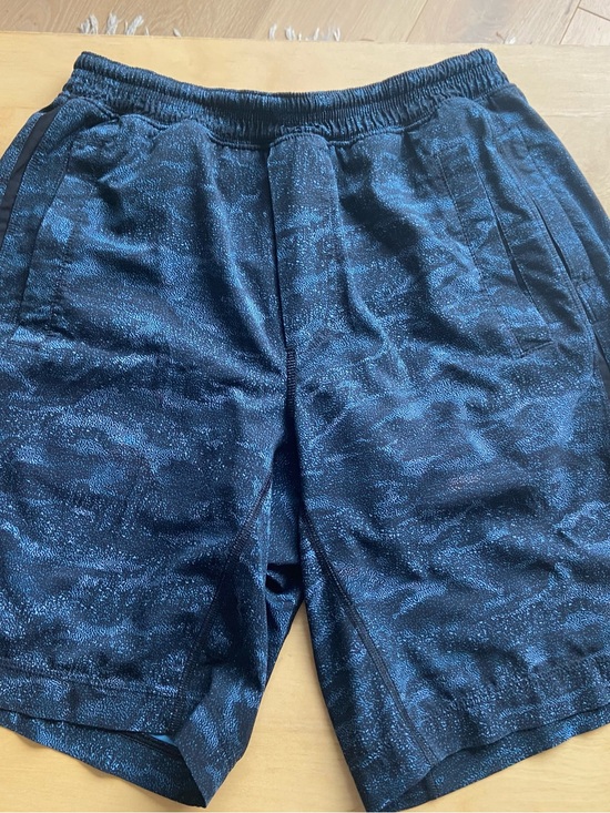 lululemon athletica Other - lululemon athletica Men's Dark Blue Camouflage Athletic Shorts